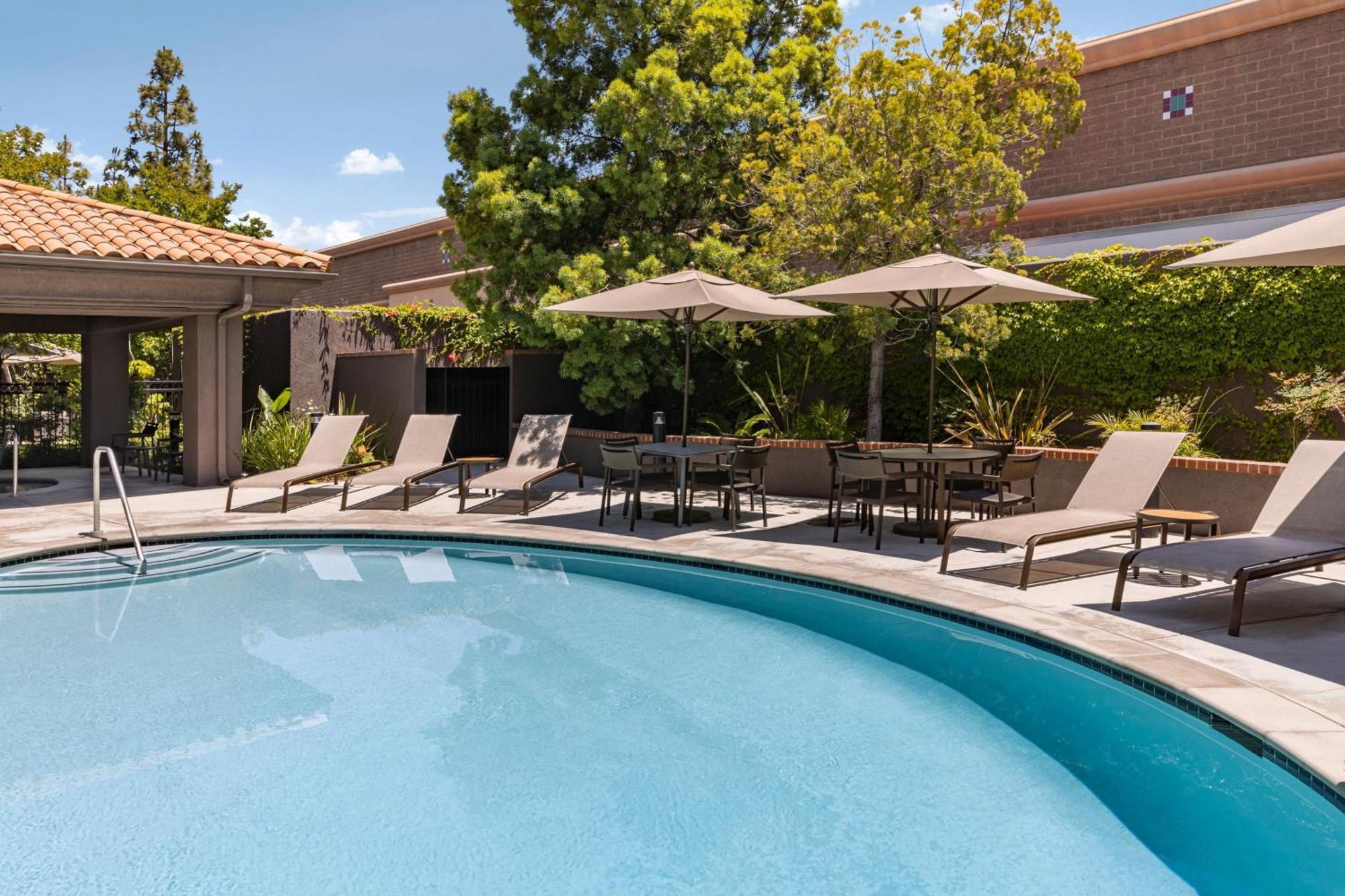Courtyard Ventura Simi Valley Dış mekan fotoğraf