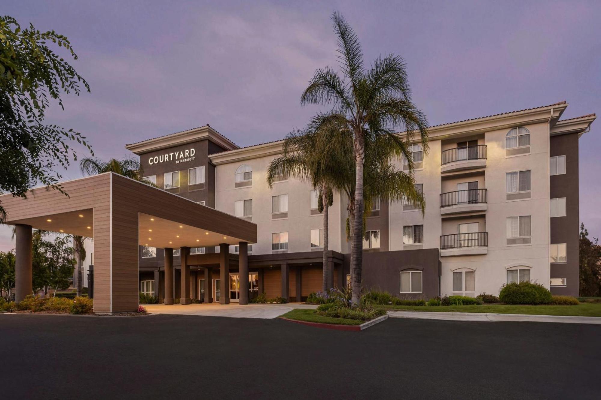 Courtyard Ventura Simi Valley Dış mekan fotoğraf